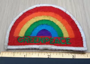 VINTAGE RAINBOW GREENPEACE CLOTH SEW ON BADGE RARE ? - Picture 1 of 2