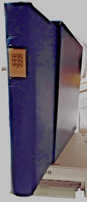 Fichário e estojo padrão Lindner Guernsey 18 anéis, azul - Imagem 1 de 4