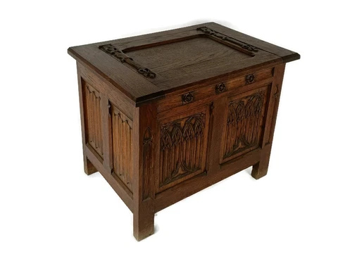 Gothic Antique Large Hope Chest Hand Carved Wood Bridal Box Coffee table Gorgeou Cover