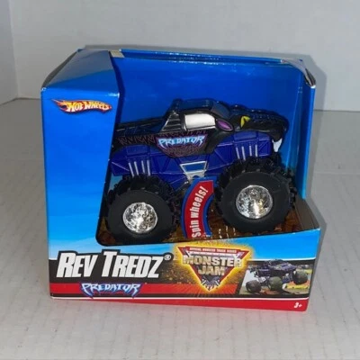 Hot Wheels Predator 1:43 Monster Jam Truck Rev Tredz 2001 - Image 1 of 4
