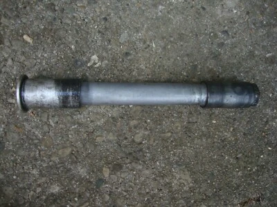 Suzuki GSXR750 1998 eje delantero con espaciador 1996 1997 1999 SRAD gsxr-750 gsxr Foto 1 de 3