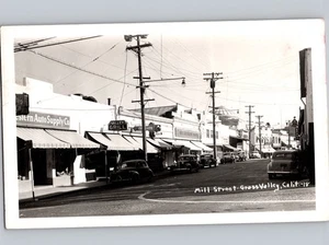 Foto RPPC de Mill St Grass Valley California CA Street View Nevada County c1940 - Imagen 1 de 2
