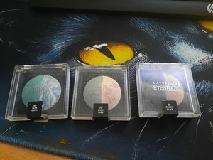 Maybelline Eye Studio Duo Color Eye Shadow Blue Earth, Shiny Nude & Cosmic Black - Picture 1 of 4