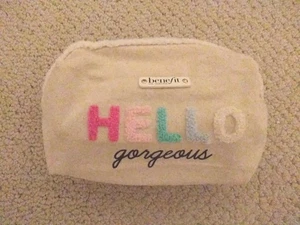 Benefit Hello Gorgeous Maquillaje Universitario Cosmético Bolsa de Viaje Letras Hinchadas Nuevo sin Etiquetas - Imagen 1 de 4