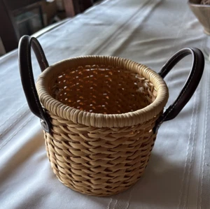 Wicker Basket With Leather Handles 6in w x 5 in high - Picture 1 of 3