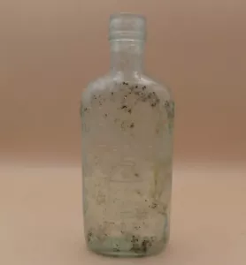 OLD BUSHMILLS DISTILLERY BOTTLE - Picture 1 of 8