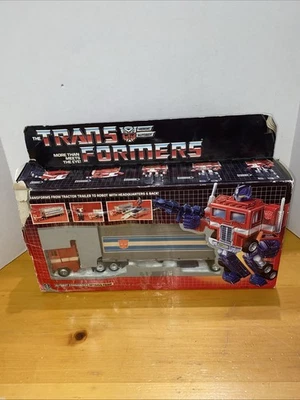 Vintage Original 1984 Hasbro Transformers G1 Optimus Prime Complete - Image 1 of 4