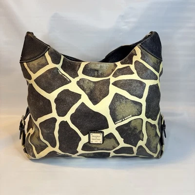 Bolso de Mano Dooney & Bourke De Colección Estampado de Jirafa/Vaca Cuero Y2K Marrón y Beige Foto 1 de 4