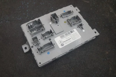 Rear Trunk Signal Activation Module 2229004005 Mercedes S600 Maybach W222 2016 - Image 1 of 3