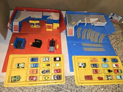 2 Micro Máquinas Centros de Servicio City Años 80 De Colección, 28 Vehículos,Accesorios,Piezas Foto 1 de 4