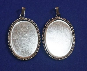 2 Pendant Silver Settings fit 28x20mm flat back vintage Findings w/bails - Picture 1 of 5