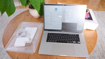 Apple MacBook Pro 16 Zoll Touchbar, i9, 64GB RAM, 1TB SSD, 8GB Radeon Pro Grafik - Bild 1 von 4