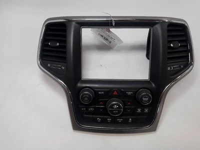 Jeep Grand Cherokee 2014-2018 8,4" pantalla bisel control de clima 11928597 Foto 1 de 4