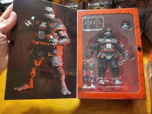 Figura NECA TMNT The Last Ronin Lost Years Nightwatcher Miguel Ángel #19 - Imagen 1 de 12