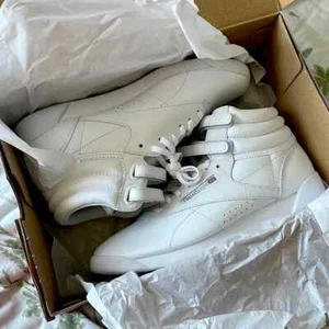 Reebok Freestyle Hi High Top Sneakers for Women  White Size 8.5 - Picture 1 of 4