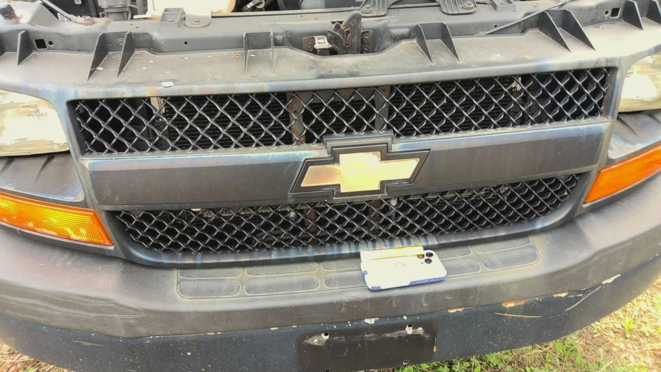 13 CHEVY EXPRESS 3500 Condenser - Image 1 of 1