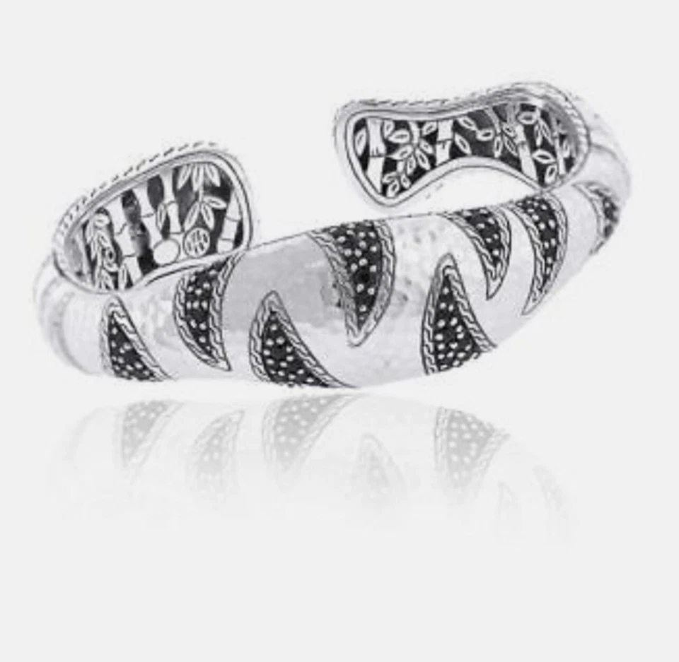 John Hardy Palu Macan SS with Black Sapphire Hammered Kick Cuff Bracelet - Image 1 of 4