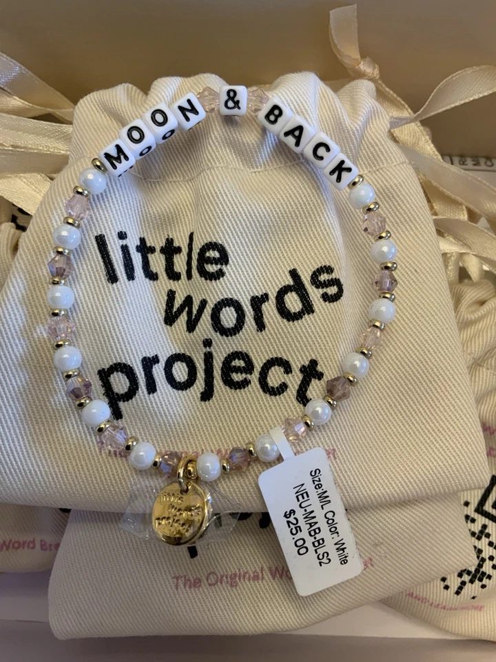 Pulsera con cuentas Little Words Project “luna y espalda” nueva con etiquetas precio de venta sugerido por el fabricante $25 M/L Foto 1 de 4