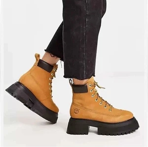 Timberland Sky 6” Lace Up Lug Sole Ankle Boots in Wheat Nubuck 6-7 Fits Large - Picture 1 of 12