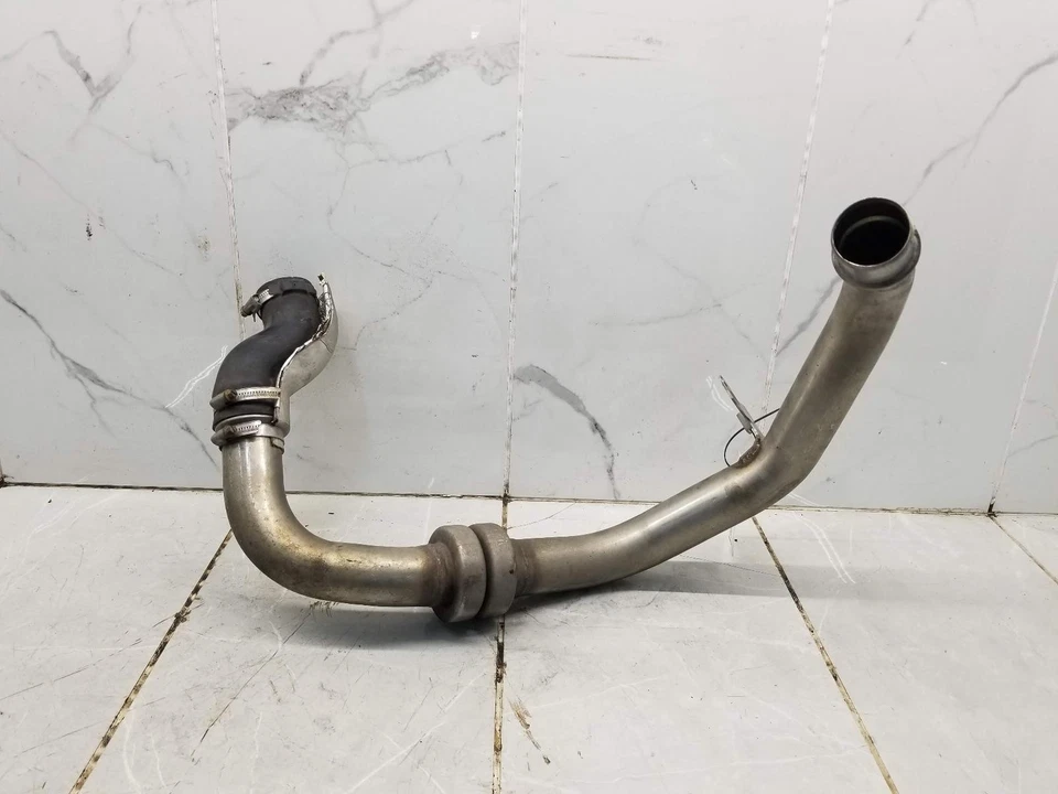 SAAB 9-3 2011 tubo de carga de aire de impulso inferior (bajo motor) 12847224 #10958 Foto 1 de 4