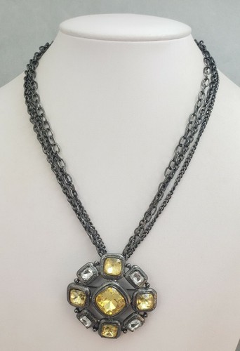 VETEMENTS Collana Chico's Giallo FAUX Cristallo Acrilico Grande Ciondolo Spilla Pistola Metallo