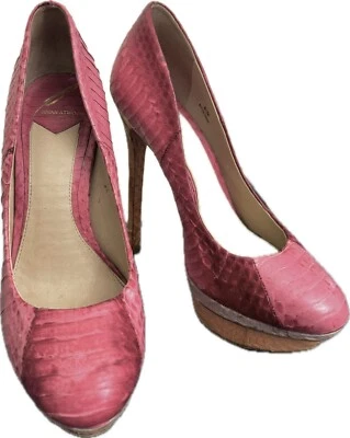 Zapatos de tacón Brian Atwood rosa con plataforma de piel de serpiente - talla US6 Foto 1 de 4