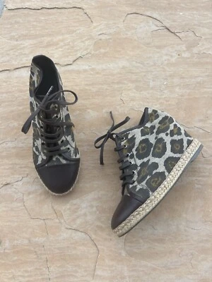 THEORY CHEETAH ПЕЧАТИ КОРИЧНЕВОЙ КОЖИ ESPADRILLE НА ТАНКЕТКЕ OXFORDS США 7,5 EUR 38 редкая - Изображение 1 из 4