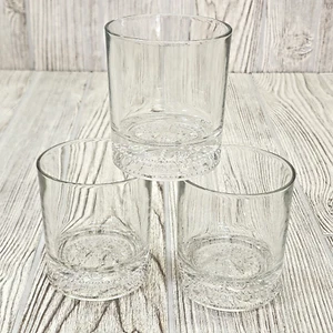 3 Crown Royal geprägt auf der Unterseite Logo Whiskey Rocks Gläser Made in Italy - Bild 1 von 11