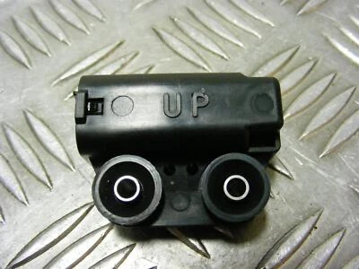 Interruptor Street Triple R 675 Relé de corte de combustible genuino Triumph 2008-2012 A366 Foto 1 de 3