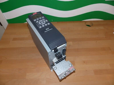 Danfoss  4kW frequency drive FC-302P4K0T5E20H1 - Bild 1 von 4