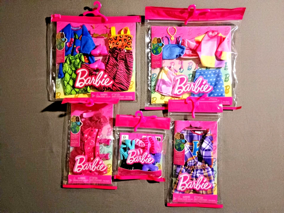 (Lote de 5) Nuevos conjuntos de ropa Barbie Fashions - Se adapta al tamaño de muñeca: 11,5 pulgadas/A22 Foto 1 de 1