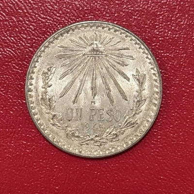 México Un Peso 1945 .720 Moneda Plata Tapa Y Rayos Resplandor KM#455 (A) Foto 1 de 2