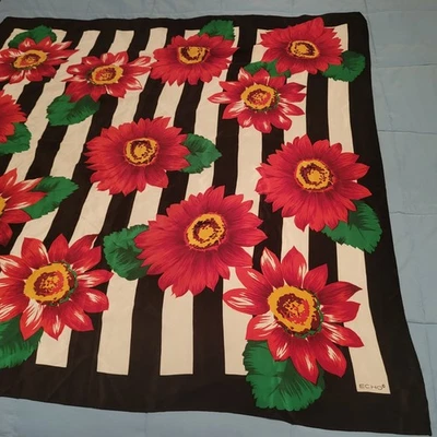 Bufanda cuadrada ECHO negra floral colores brillantes flores botánicas florales 100 % seda Foto 1 de 4