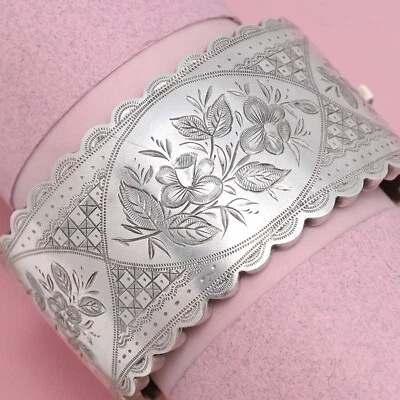 Brazalete antiguo victoriano de plata de ley con puño ancho Foto 1 de 4