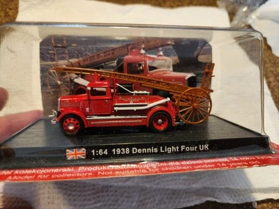 AMER/com 1/64 Scale 1938 Dennis Light Four Ladder Fire Truck - Image 1 of 4