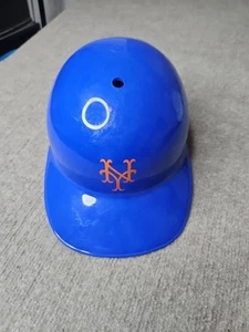 VTG 1969 New York Mets Batting Helmet Latch Full Size MLB - Imagen 1 de 5