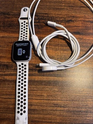 Apple Watch Series 8 45mm A2774 | Aluminum Case | GPS + LTE| 2 Chargers - Image 1 of 4