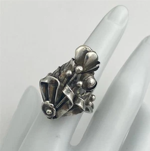 Vintage 1950's Sterling Silver Hobe' Style Floral Ring Size 7 - Picture 1 of 6