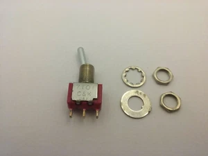 C & K 7101 TOGGLE SWITCH SPDT ROUND LEVER PC PINS 5A 120V 2A 250 VAC ON-ON NNB - Picture 1 of 3