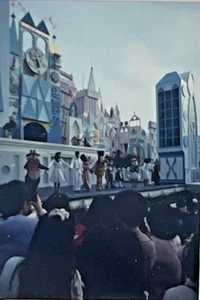 Foto Tokyo Disneyland De Colección 35 mm Deslizamiento Personaje Parque Temático Diversiones Años 80 - Imagen 1 de 2