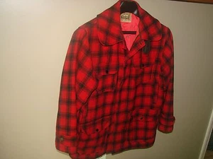 Vintage WOOLRICH Hunting JACKET COAT Size 42 Men's Red / Black PLAID Wool - Picture 1 of 12
