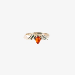 Anello piccolo pipistrello ambra baltica in argento sterling 925 misura 8 - Foto 1 di 4