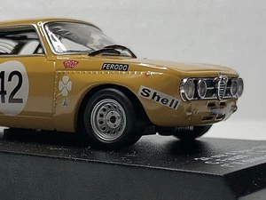 1:43 = ALFA ROMEO 2000 GTAM #42 (1970) OTTIME CONDIZIONI🔝BOX ✅ (NO 1:18 - 1:24 - Foto 1 di 22