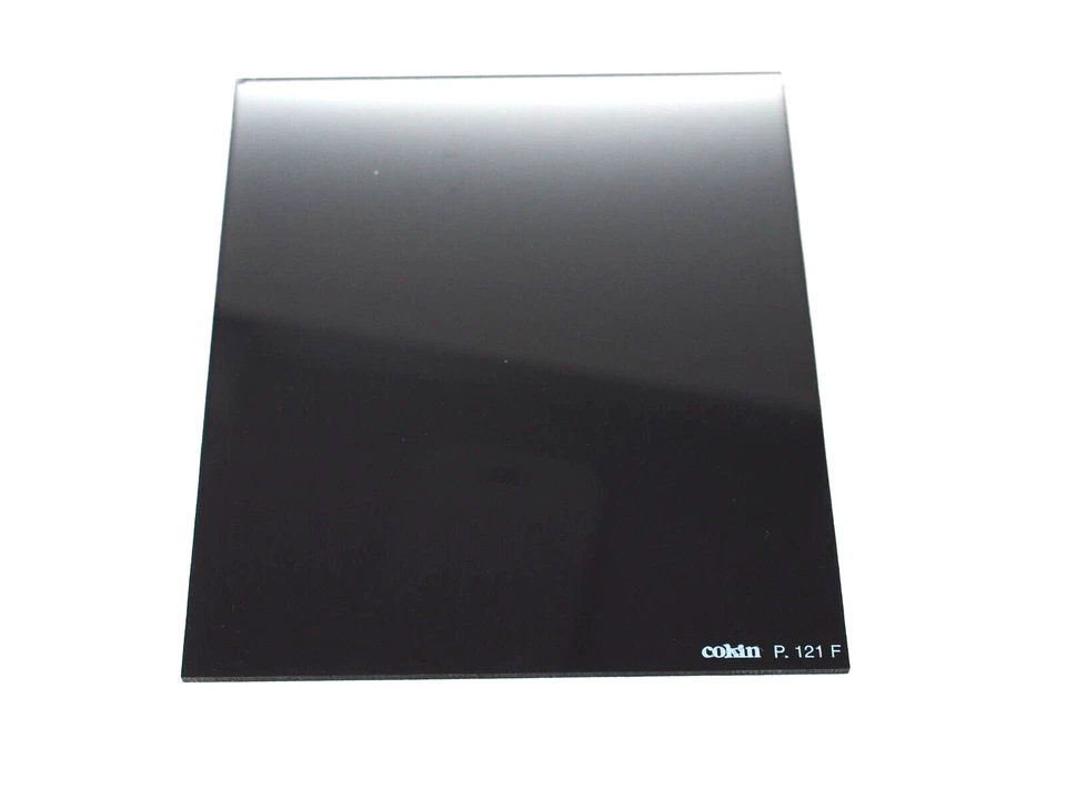 Cokin P121F Gradual Grey G2 Full ND 8 Filter - Image 1 of 1