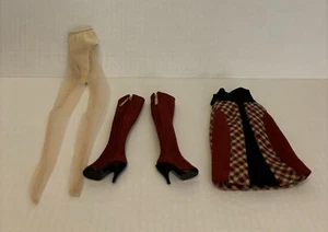 Falda a cuadros Robert Tonner con botas y medias con cremallera - Imagen 1 de 9