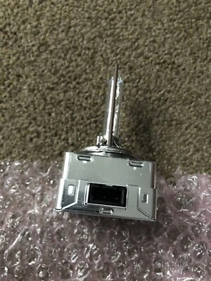 DISCOVERY 4 RR SPORT FREELANDER 2 EVOQUE HEADLAMP BULB D3S GENUINE - Image 1 of 2