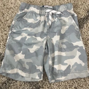 Old Navy Boys Stretchtech Dry Quick Camouflage Camo Gray Shorts Size Small 6/7 - Picture 1 of 4