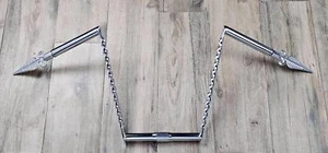 NEW! VINTAGE 12" RISE TRIPLE TWISTED HANDLEBAR 25.4MM WITH END ARROW IN CHROME. - Picture 1 of 1