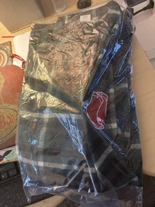 FENWAY CONCERT SERIES Boston Red Sox COUNTRY MUSIC NIGHT Flannel Coat (Adult XL) - Picture 1 of 2