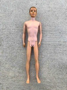 Vintage 1960er Mattel Ken beflocktes Haar gerades Bein Puppe Japan zum Patent angemeldet - Bild 1 von 13